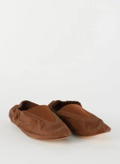 Mikhail Flat