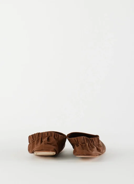 Mikhail Flat