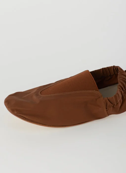 Mikhail Flat